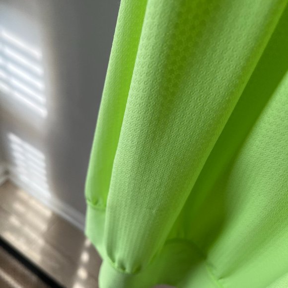 Lululemon No Limits Tank - Picture 11 of 13